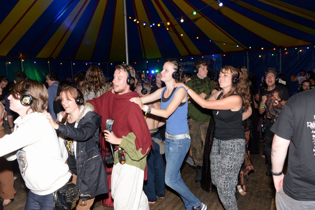 ../Images/Castlefest 2017 Silent disco zaterdag 010.jpg